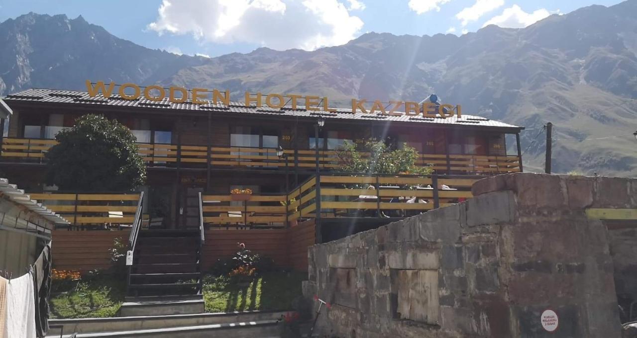 Wooden Hotel Kazbegi Esterno foto