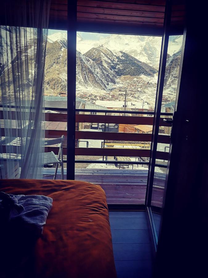 Wooden Hotel Kazbegi Esterno foto