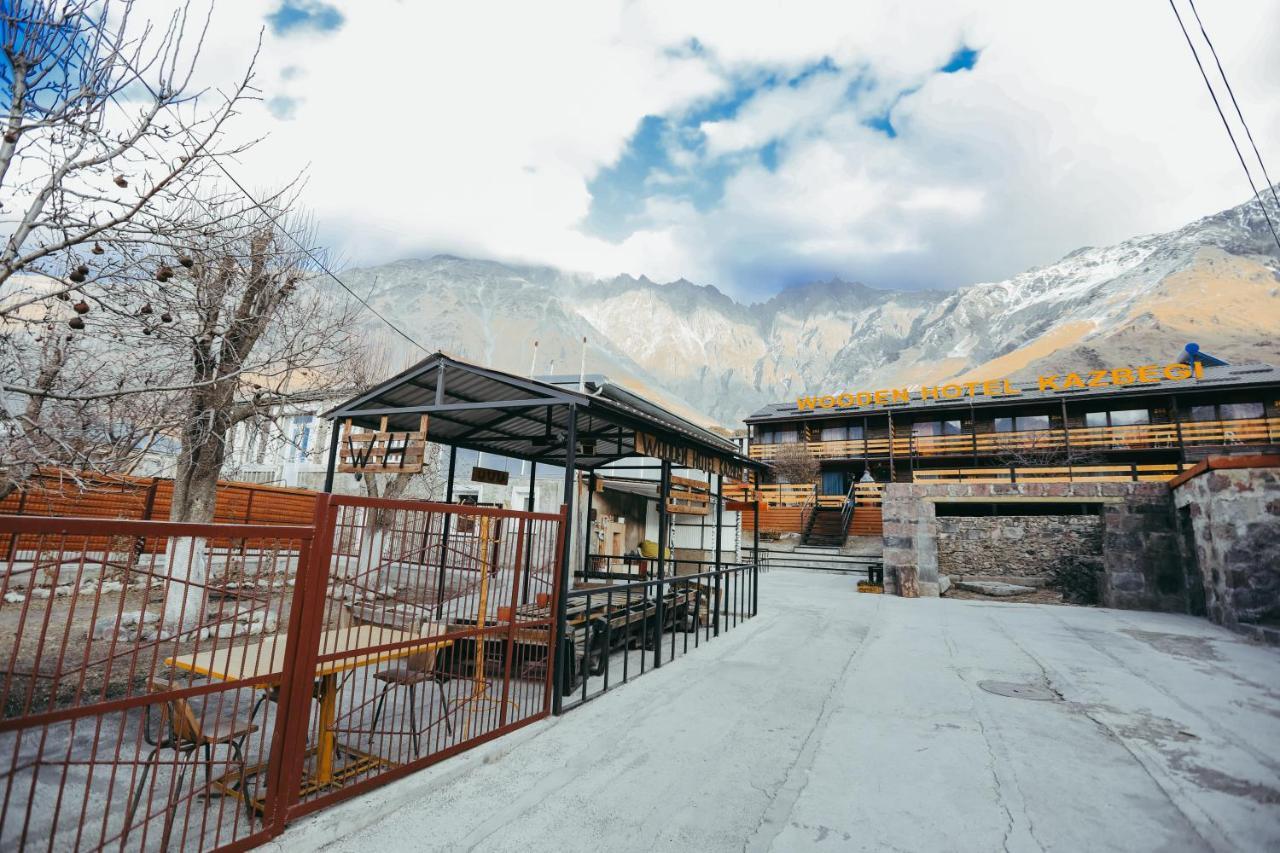 Wooden Hotel Kazbegi Esterno foto