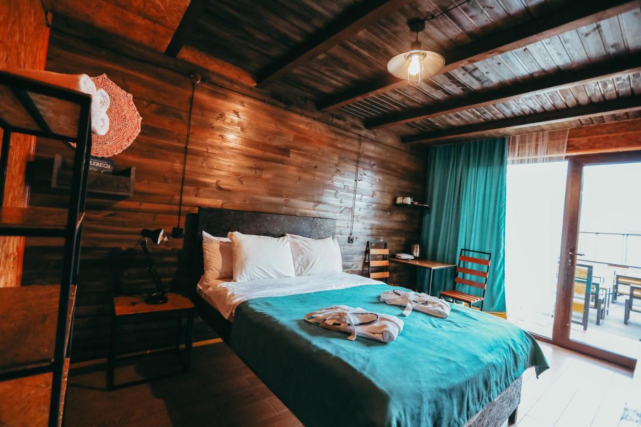 Wooden Hotel Kazbegi Esterno foto