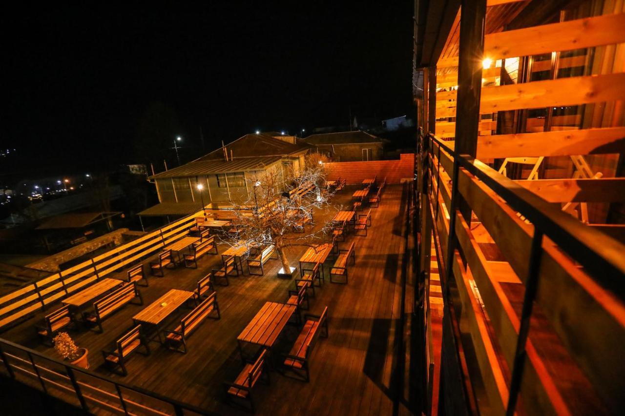 Wooden Hotel Kazbegi Esterno foto